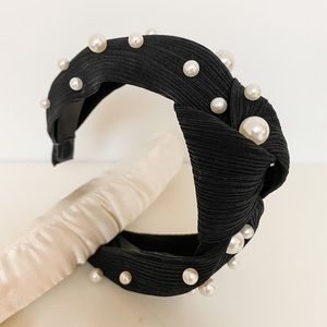 Pearl Beaded Black Chunky Headband OS